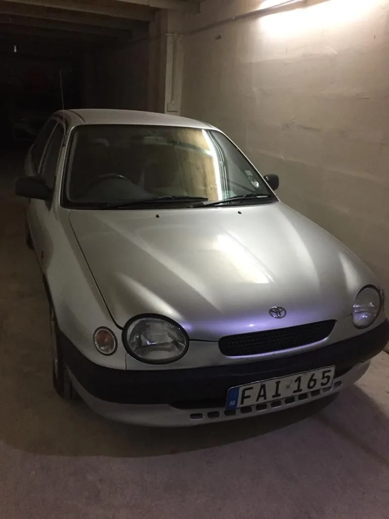 Toyota corolla — photo 1