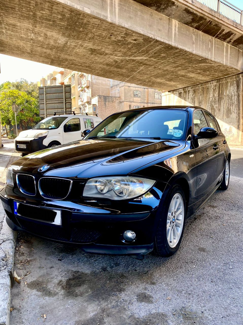 BMW 116i 2006 in very good condition — photo 2