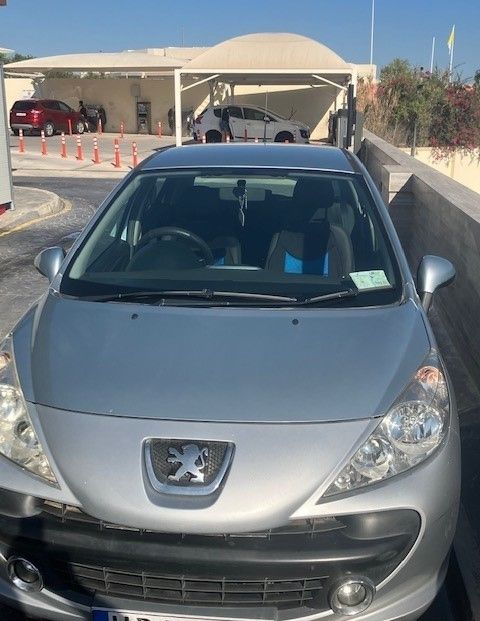 2011 PEUGEOT 207 - 1360cc petrol — photo 3