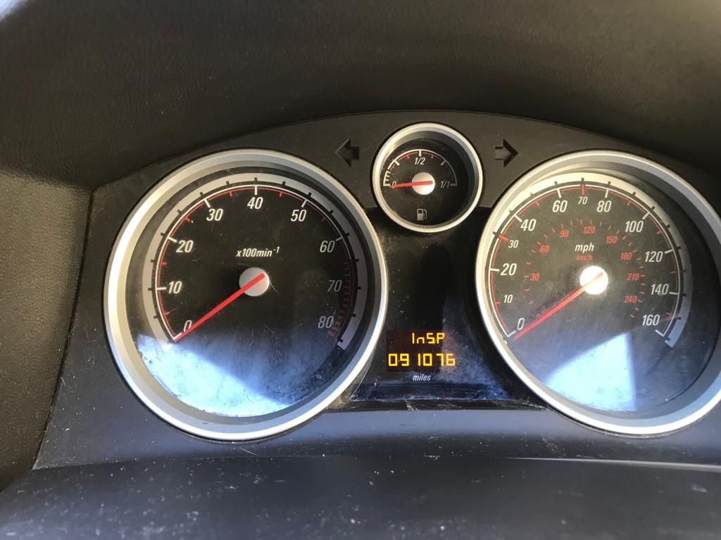 Vauxhall Astra 2011 — photo 6