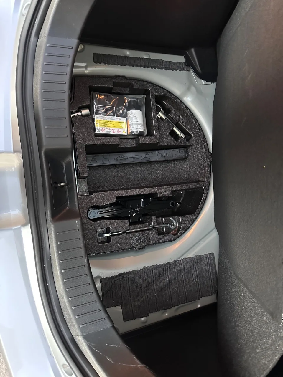 Mazda Demio Skyactiv — photo 8