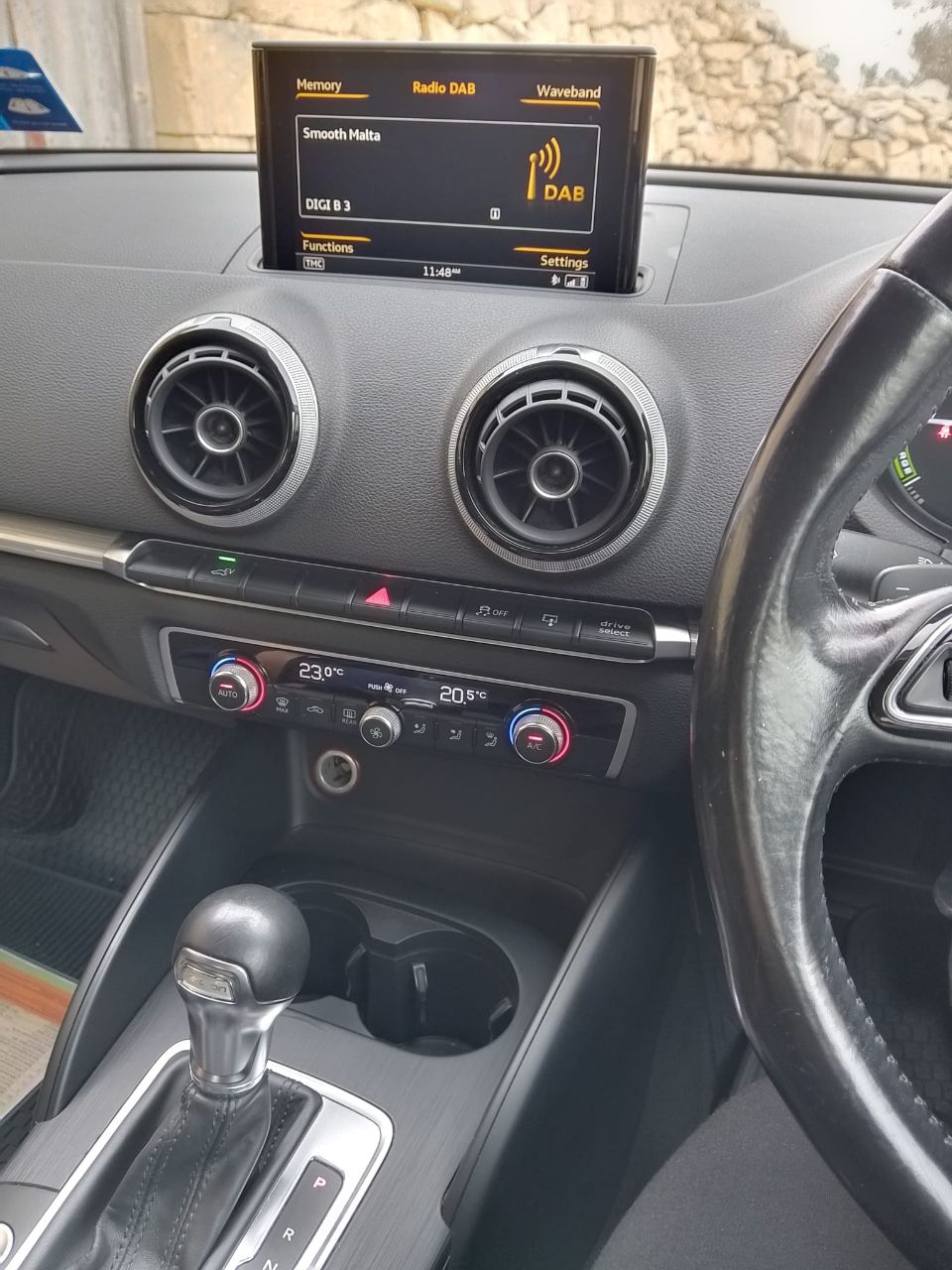 Audi A3 (eTron) — photo 2