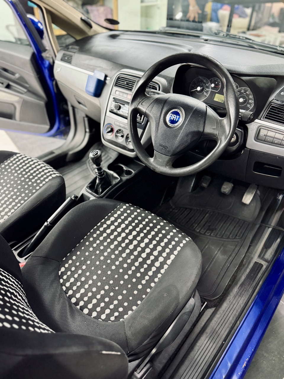 Fiat Punto 2 door — photo 5