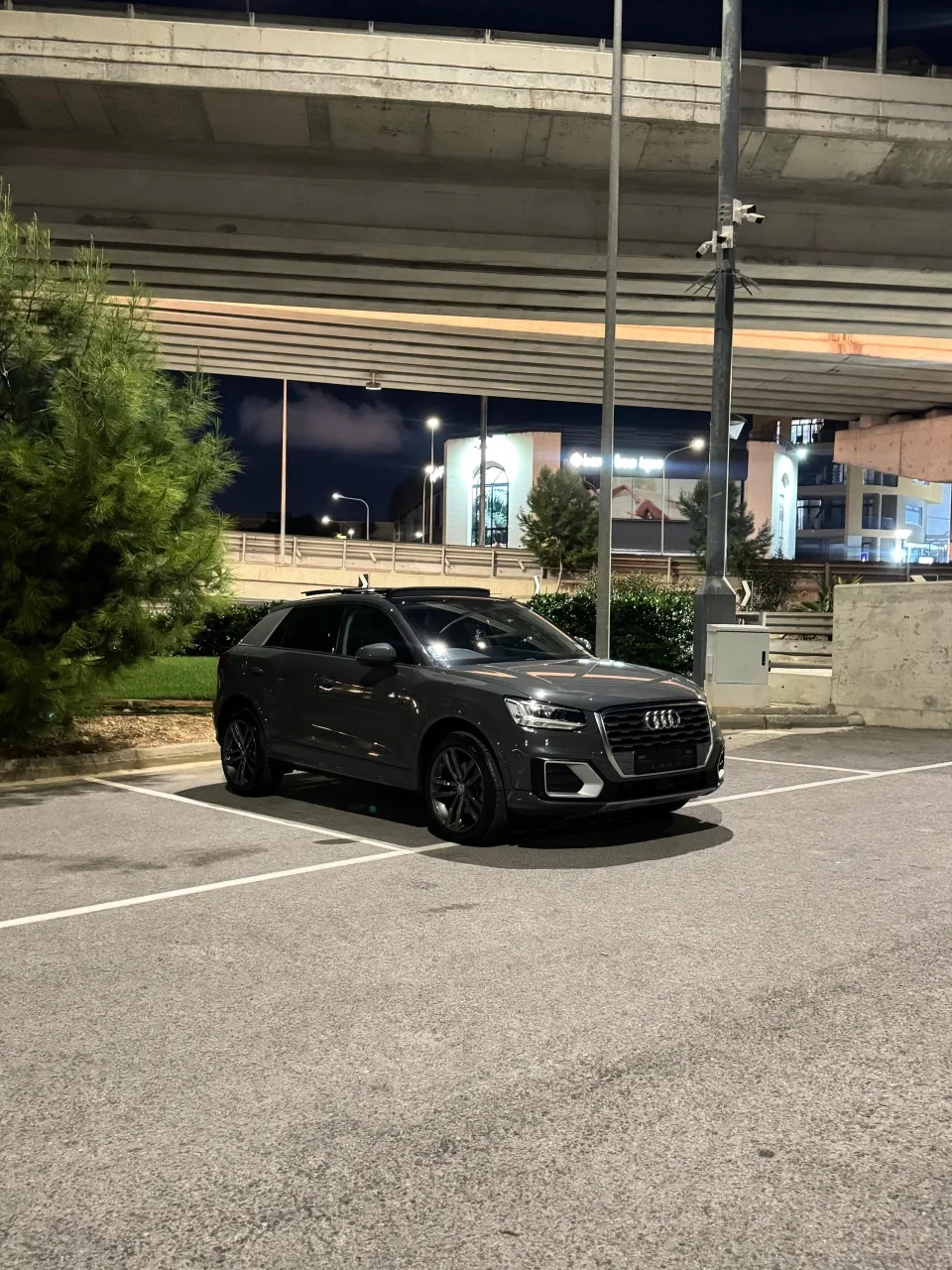 Audi Q2 1.0 turbo petrol Perfect Condition inside and out. — photo 11