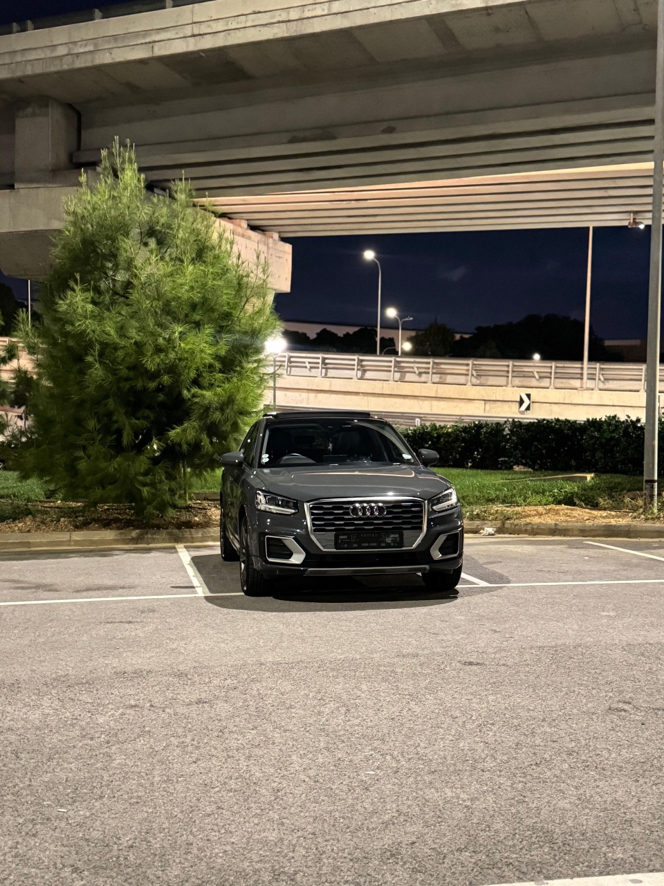 Audi Q2 1.0 turbo petrol Perfect Condition inside and out. — photo 12