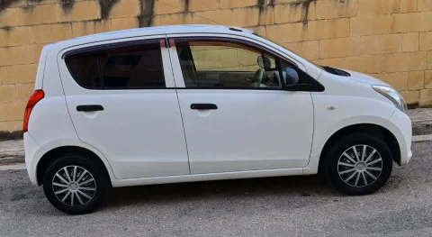 Very economical, smooth automatic drive, ideal for daily use in Malta.