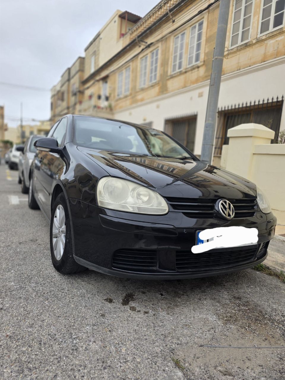 VW Golf TDI 105 Hatchback — photo 2