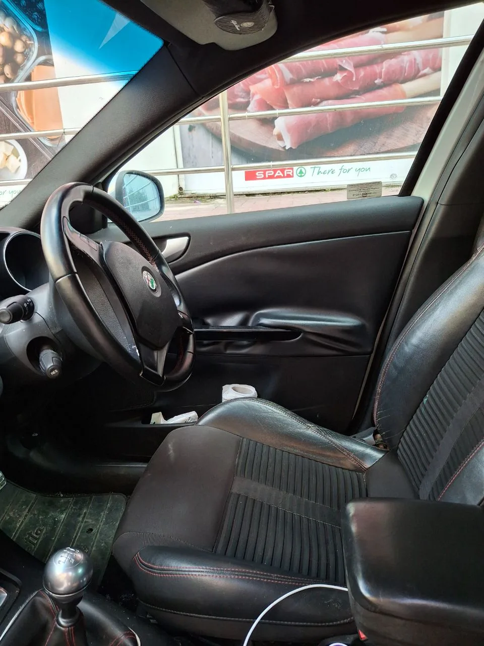 Alfa Romeo Giulietta 1.742 Turbo - White — photo 7