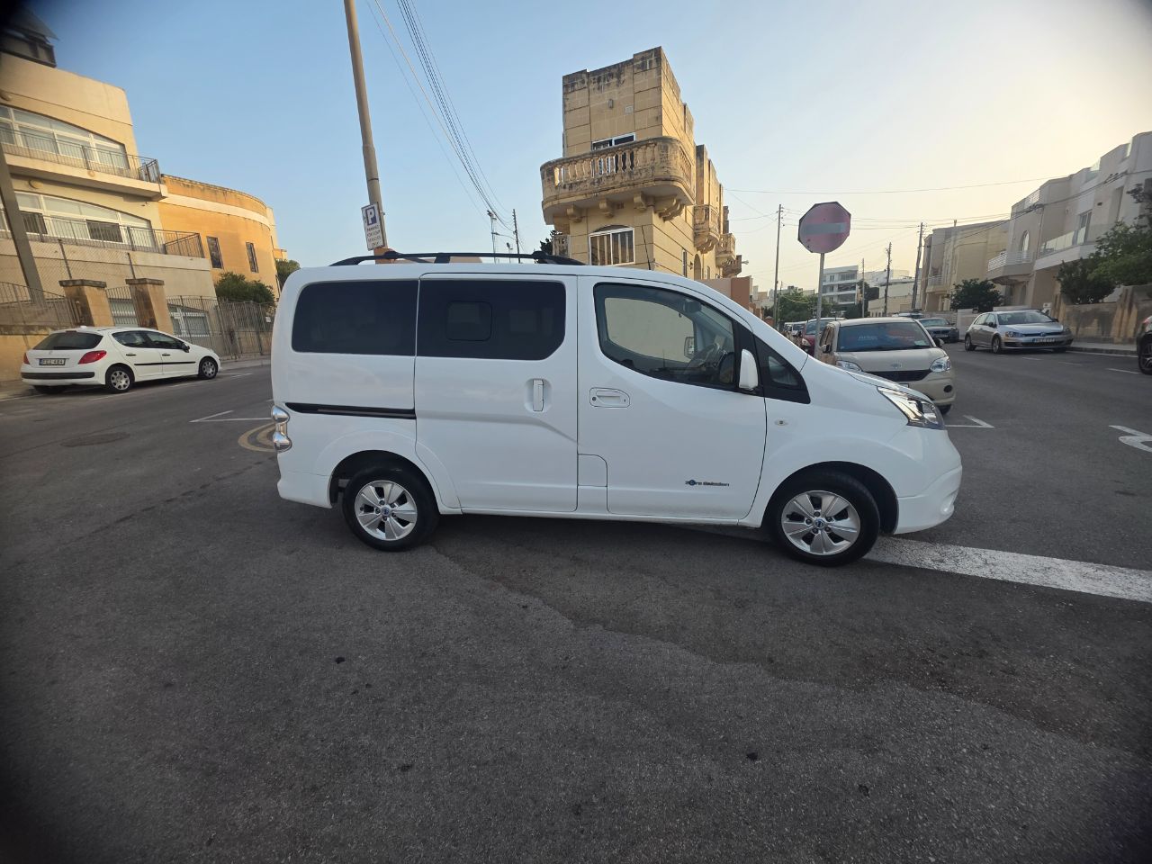Nissan Env 200 Evalia — photo 8