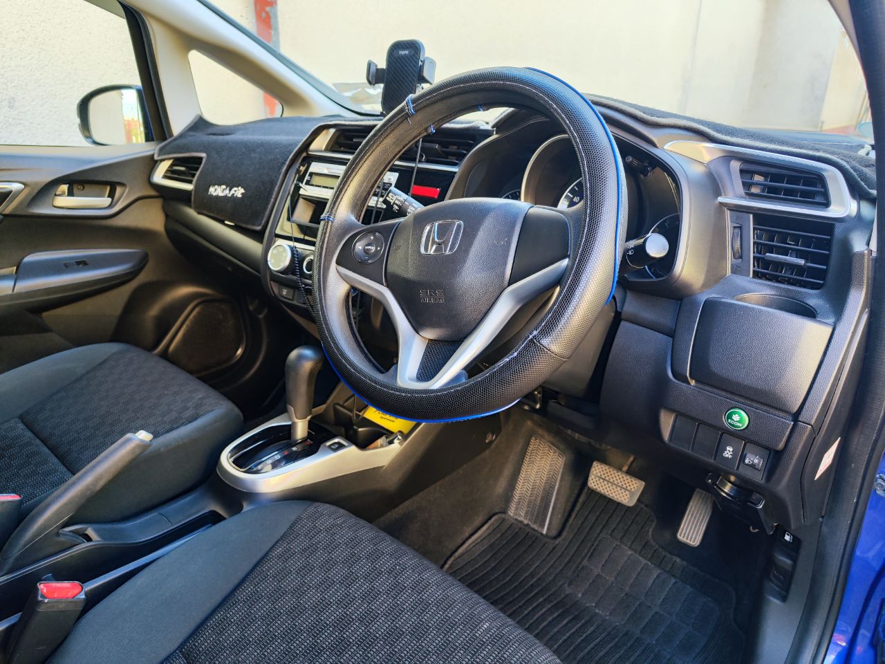 Honda Fit facelift 2014 — photo 9