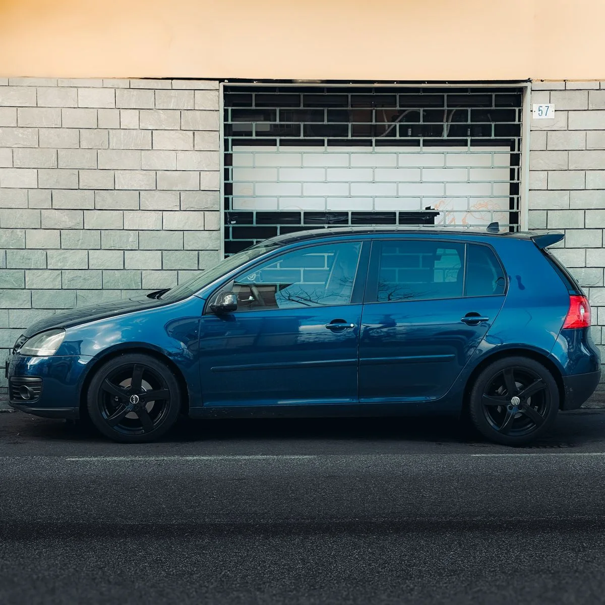 Volkswagen Golf 1.5 TSI R-Line — photo 1
