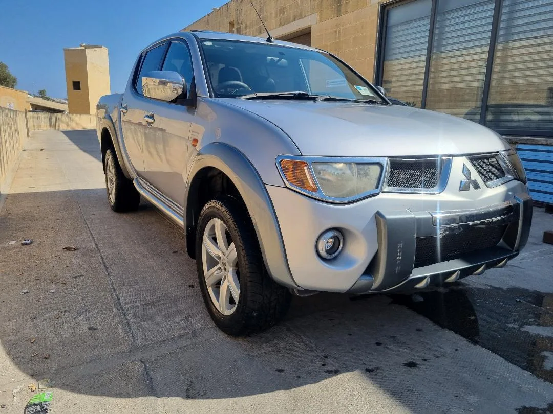 2007 MITSUBISHI L200 DIAMOND AUTOMATIC — photo 2