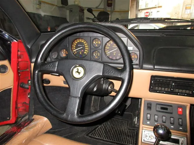 Ferrari Mondial T cabrio — photo 13