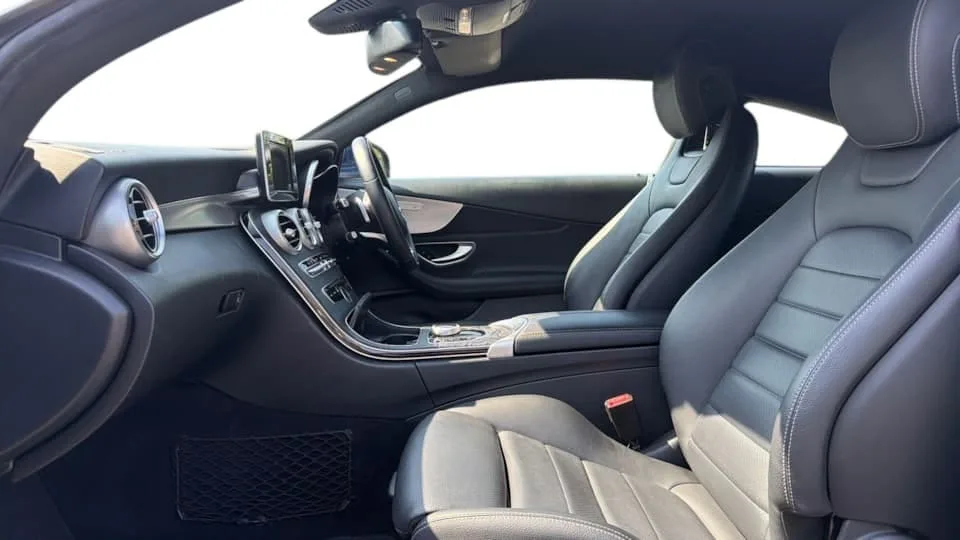 Mercedes c200 AMG LINE — photo 4