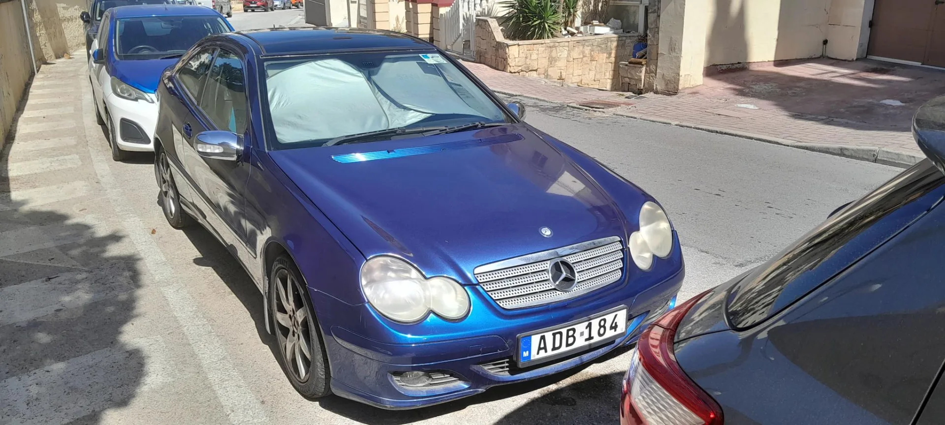 2003 Mercedes-Benz C-Class — photo 2