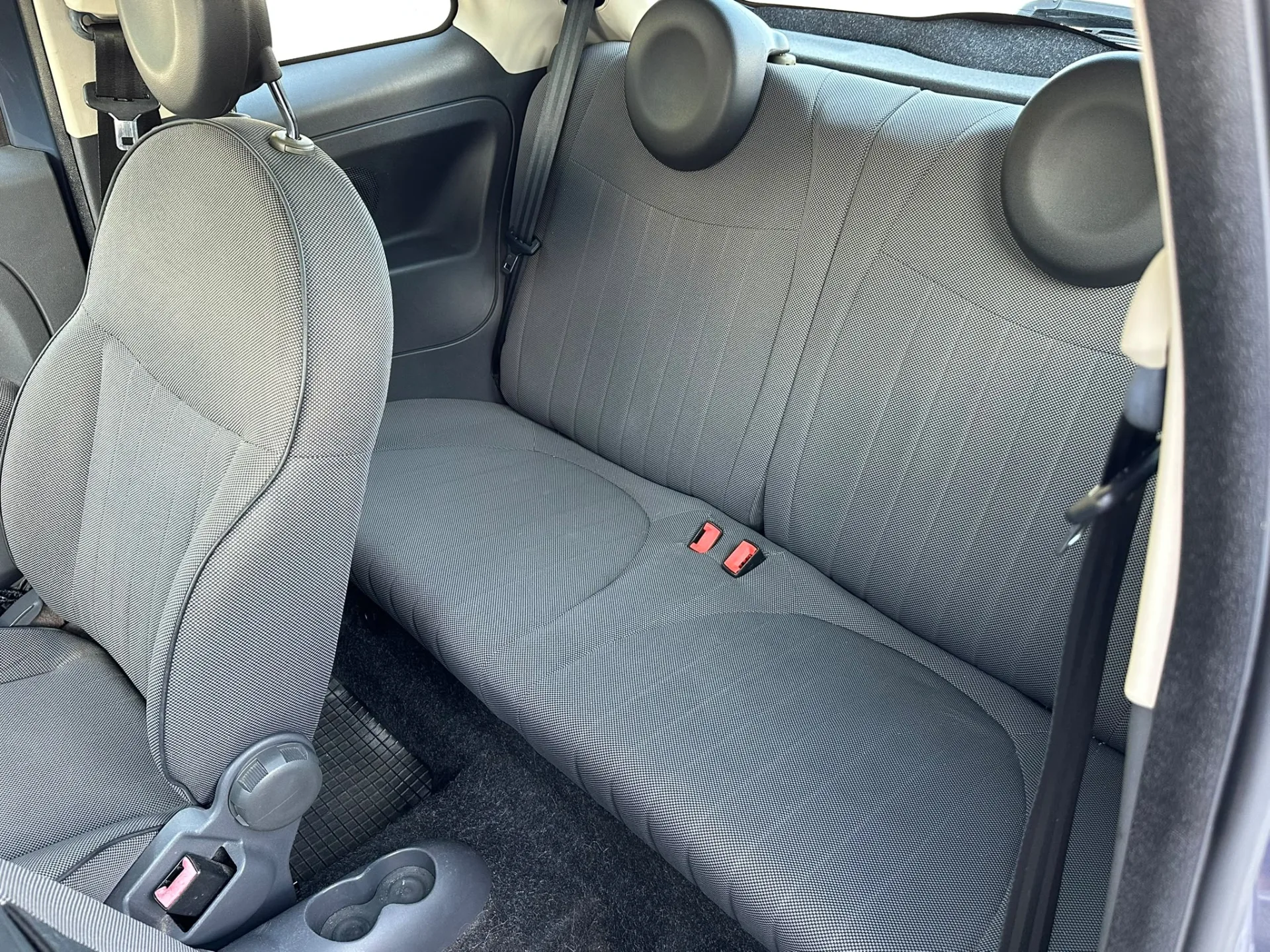 Fiat 500 Lounge — photo 6