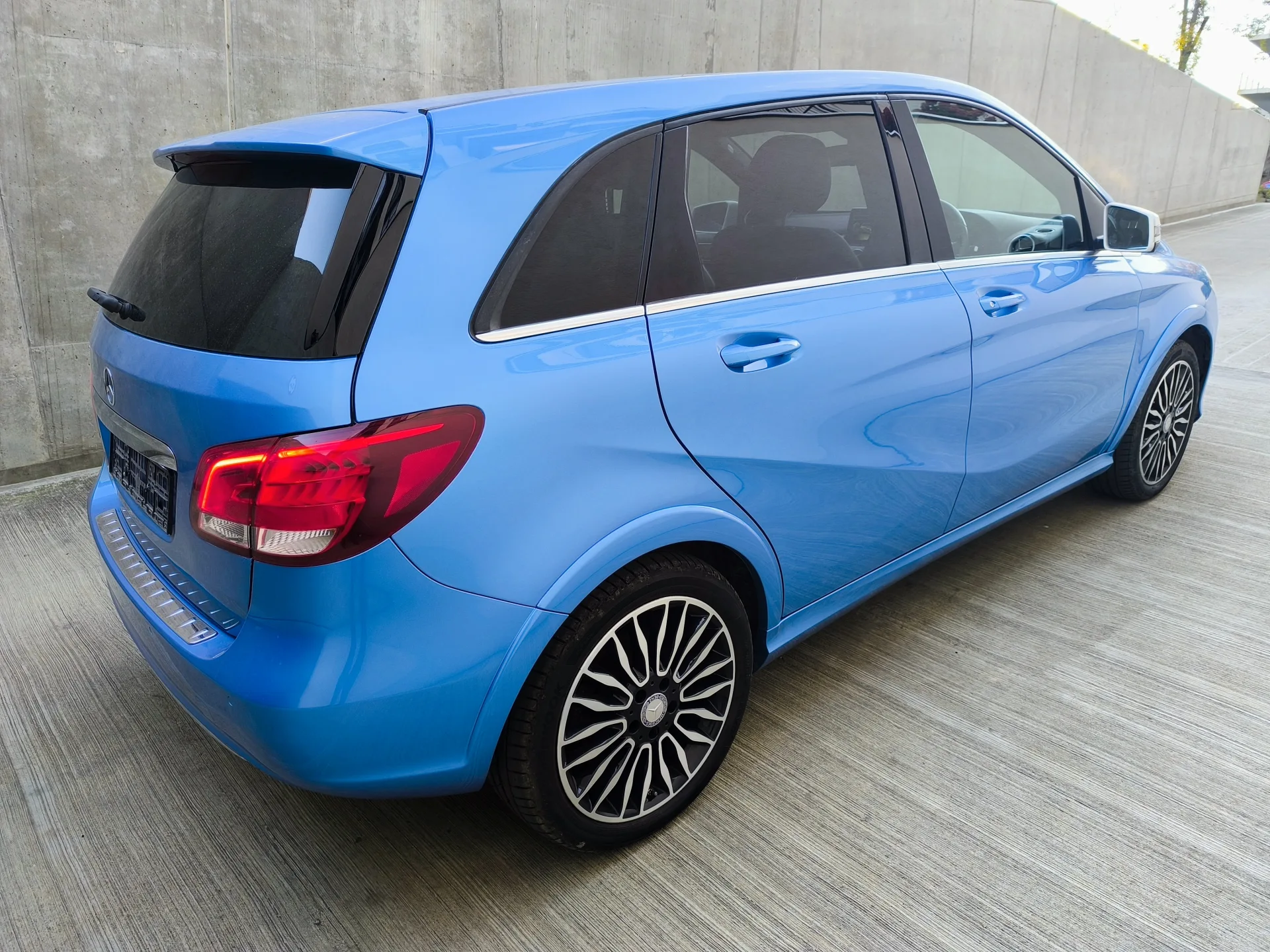 2017 Electric ⚡  Mercedes-Benz B 250 e, fully electric, 95 000 mileage. — photo 6