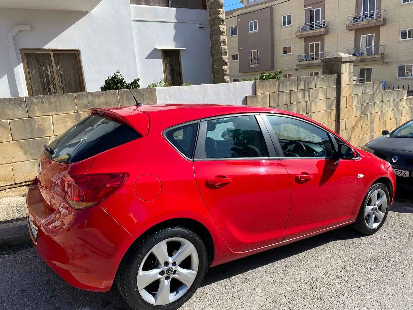 Opel Astra 1.4 Petrol 2010 – For Parts / Repair — photo 2